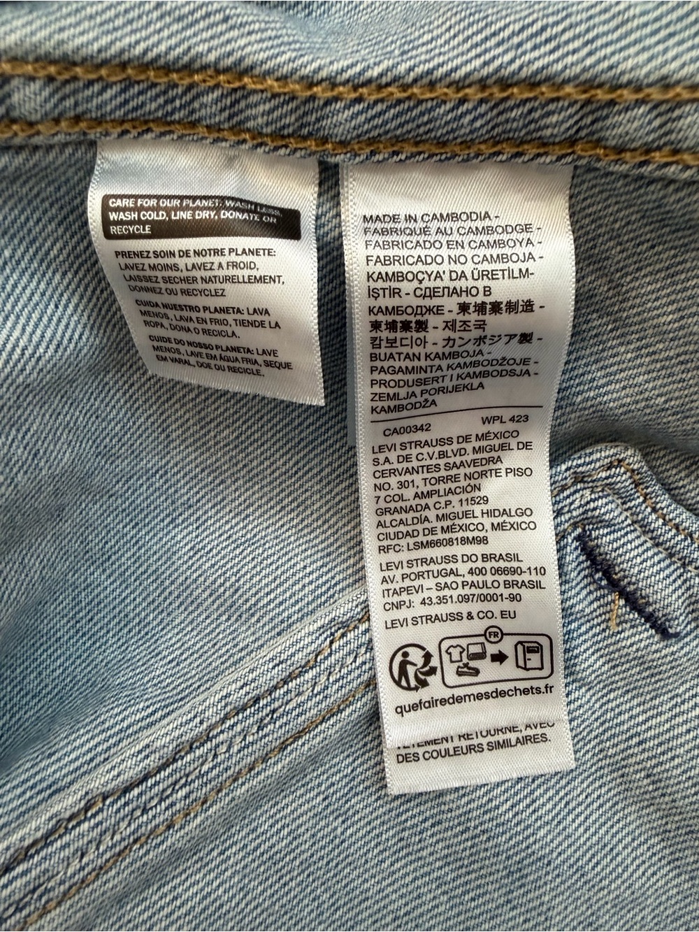 Levi’s Premium Relaxed Fit Light Blue Denim Zip-Front Jacket - Size XL - Picture 7 of 9